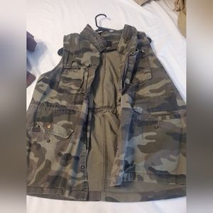 Camo vest